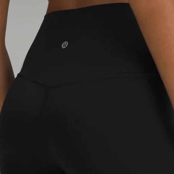 Lululemon size 6 black leggings - Picture 2 of 6